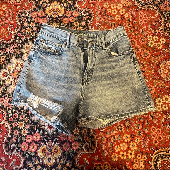 American Eagle Outfitters Pants - American Eagle Jean shorts!